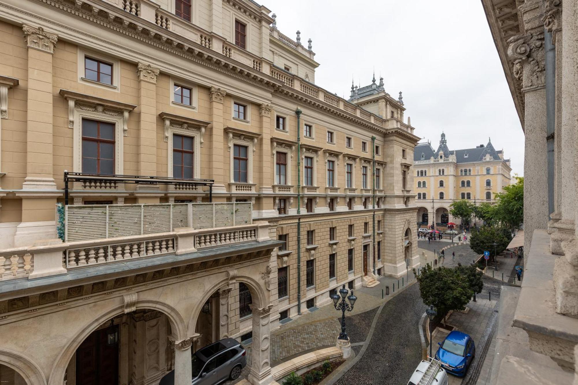 D8 Sphinx Apartman Budapest Extérieur photo